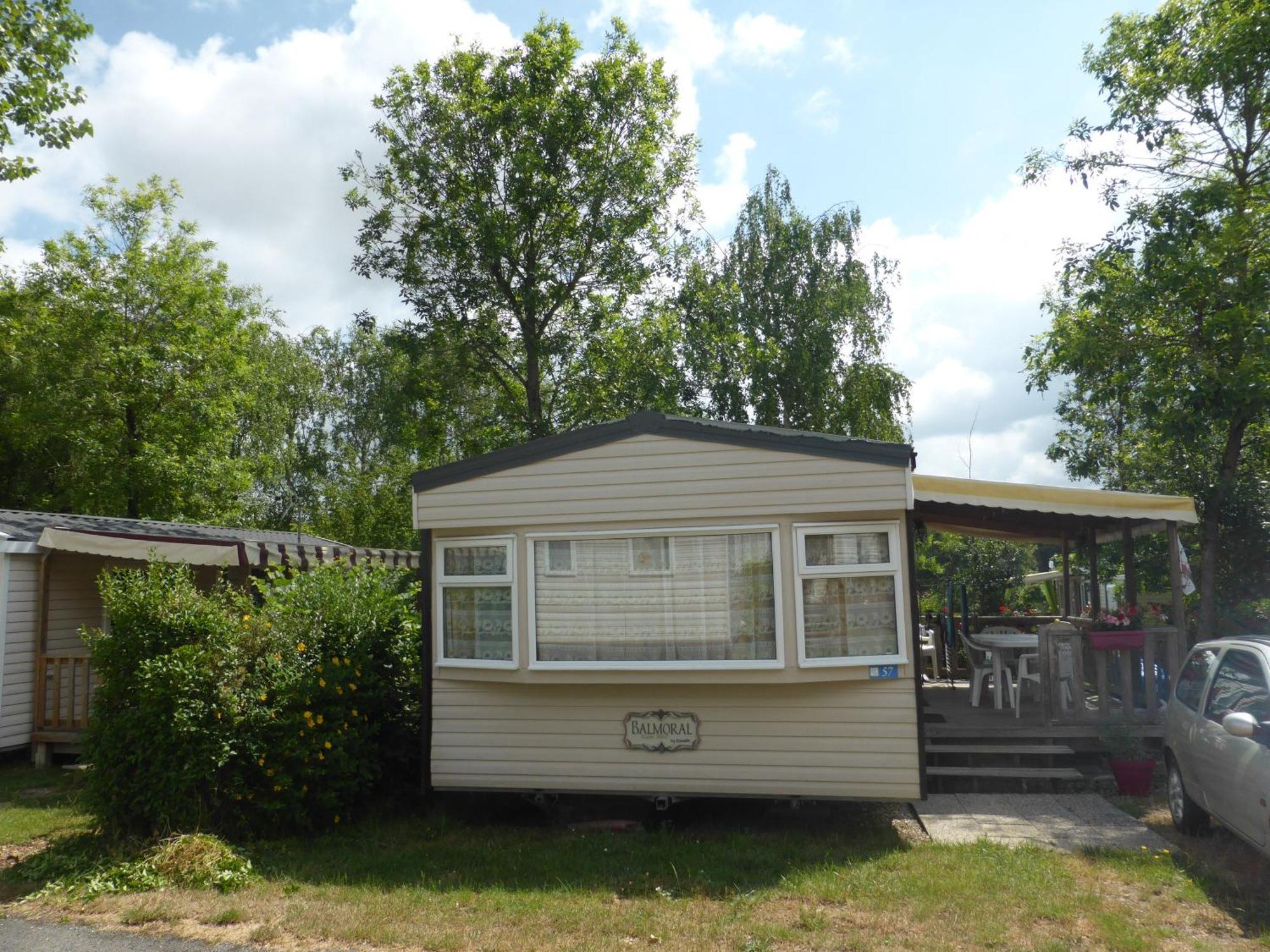 Mobil-Home Corinne Rastel -Le Domaine De Dugny Onzain Exterior foto