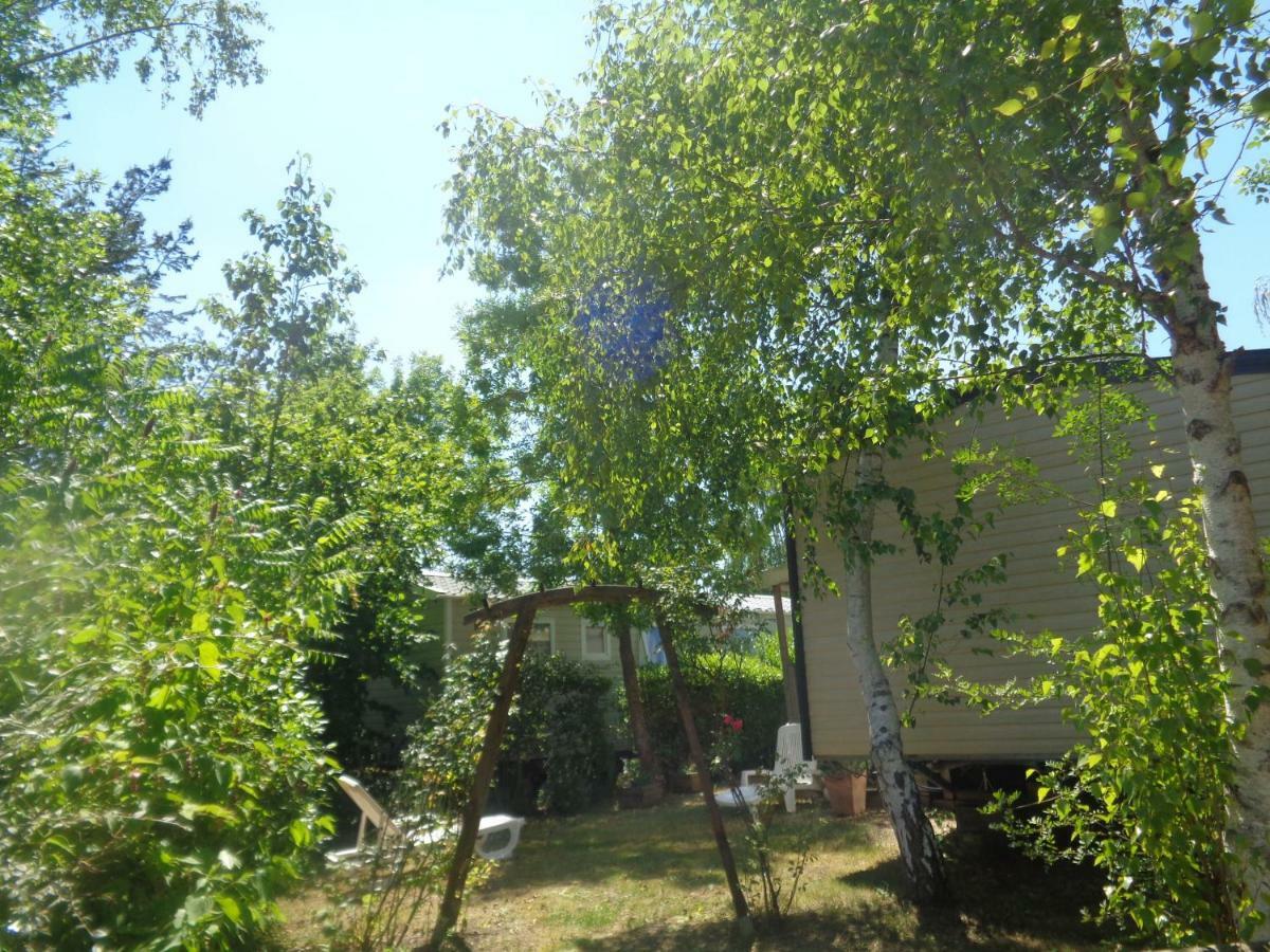 Mobil-Home Corinne Rastel -Le Domaine De Dugny Onzain Exterior foto